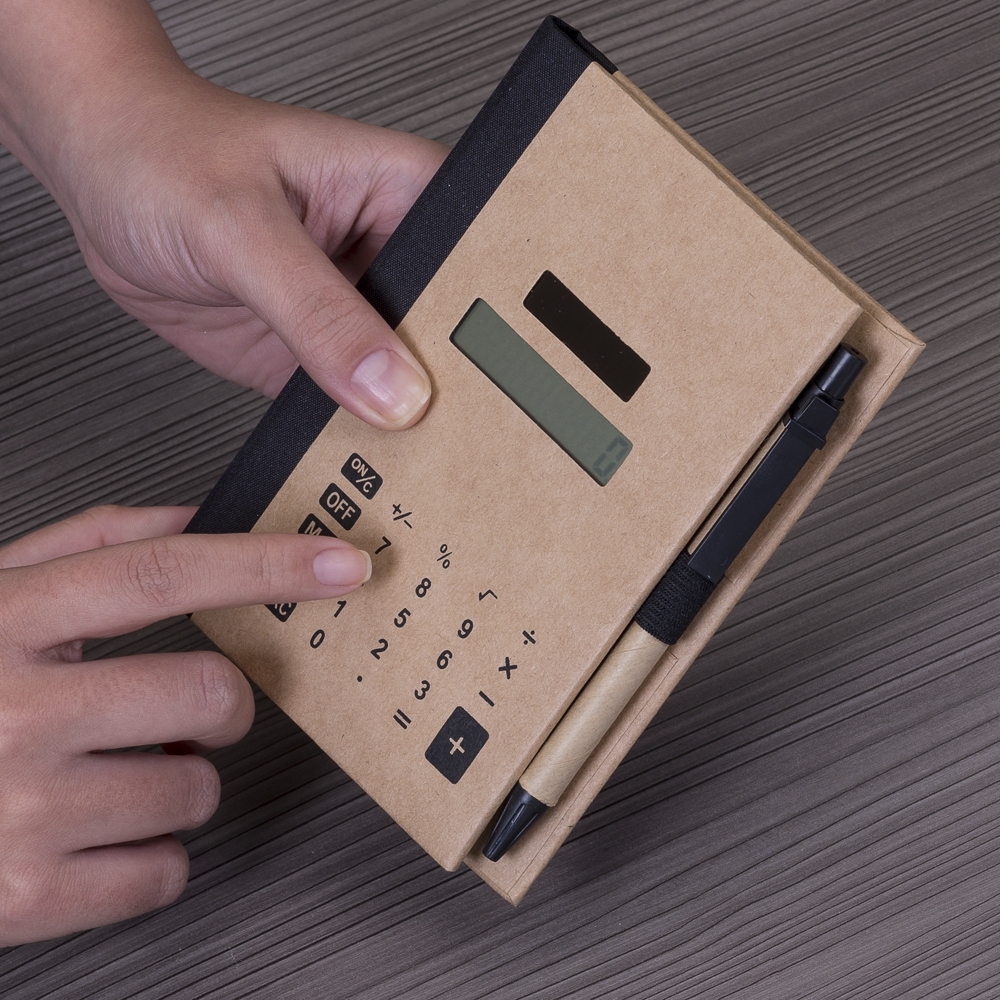Bloco-de-Anotacoes-com-Post-it-e-Calculadora-KRAFT-3412d2-1480615170.jpg